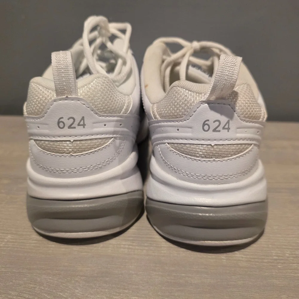 New Balance 624 V2 Shoes Womens Size 12B White Casual Training Sneakers WX624WT2
